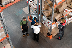 Equipo DulciPlas cumpliendo las normas